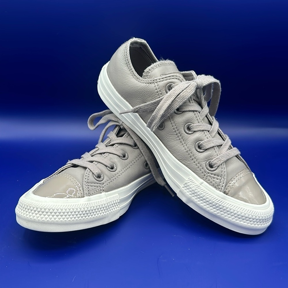 Converse All Star Leather Ox Women’s Size 5 Mens Size 3 Gray 162497C